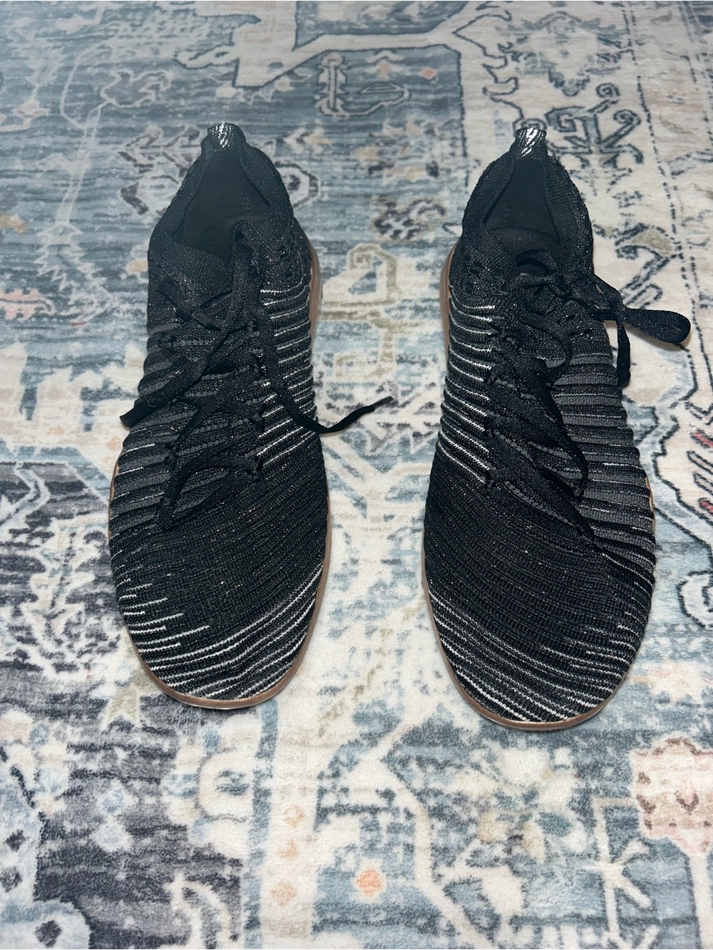 Nike Women's Black and Rose Gold  Knit Lace-Up Athletic Sneakers